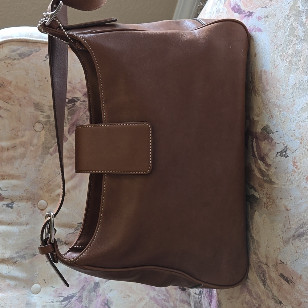 Vintage Coach Hampton Shoulder Bag - Picture 2 of 16